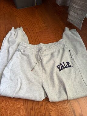 Yale Light Gray Sweatpants